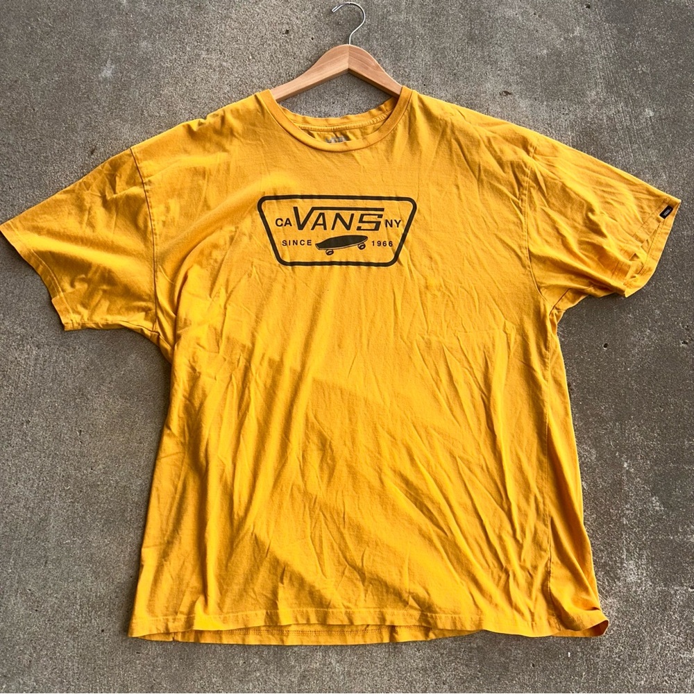 Vans Full Patch T Shirt XXL Yellow Black Classic Fit Mens